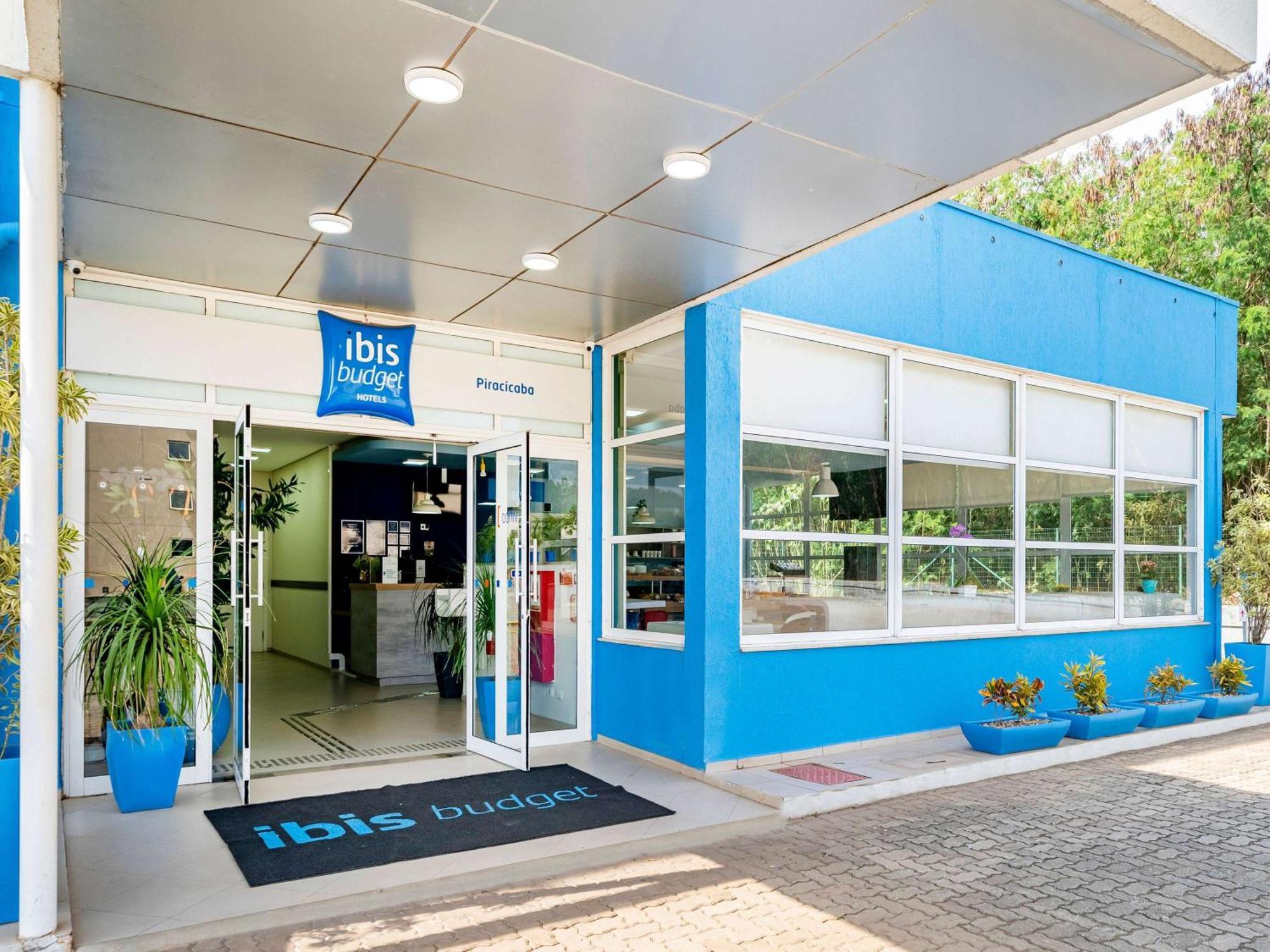 Ibis Budget פיראסיסבה מראה חיצוני תמונה