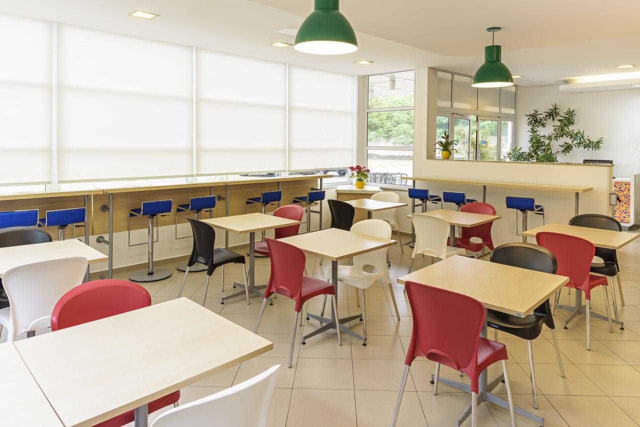Ibis Budget פיראסיסבה מראה חיצוני תמונה