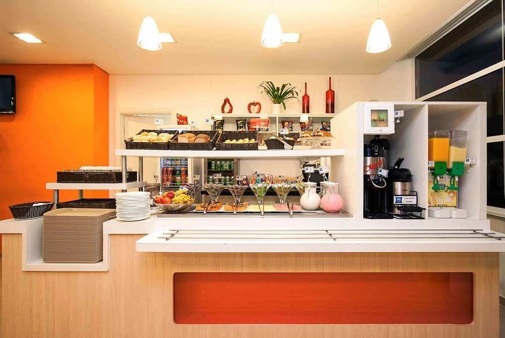 Ibis Budget פיראסיסבה מראה חיצוני תמונה