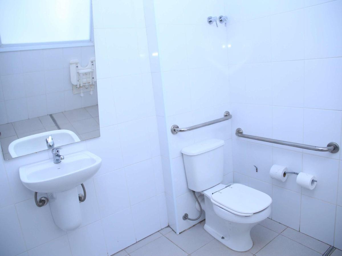 Ibis Budget פיראסיסבה מראה חיצוני תמונה